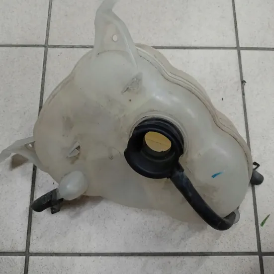 Réservoir OEM 68195710AB Jeep Wrangler JK 2.8 CRD image 2