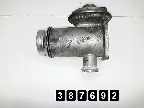 Vanne EGR BMW E87 2.0 D 163 CV 04-07 image 3