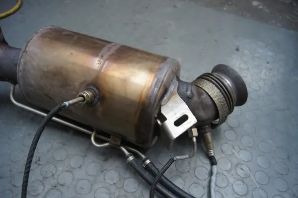 Begagnad DPF-katalysator OEM 4474901514 för VITO W447 image 5
