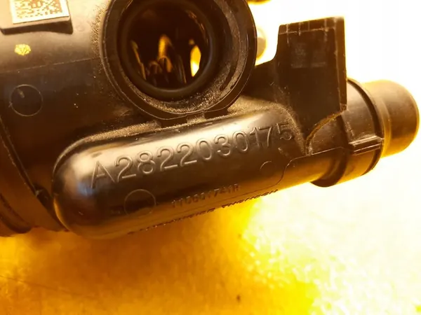 Carcasa de termostato Mercedes-Benz A W177 A2822030175 image 5