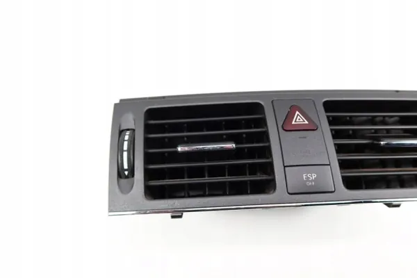 Mercedes W204 C-klass mittluftgallergrill OEM 2048305254 image 3