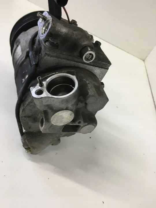 VW Scirocco 2.0 TSI Avauskytkin 1K0905851B 1K0905865A image 3