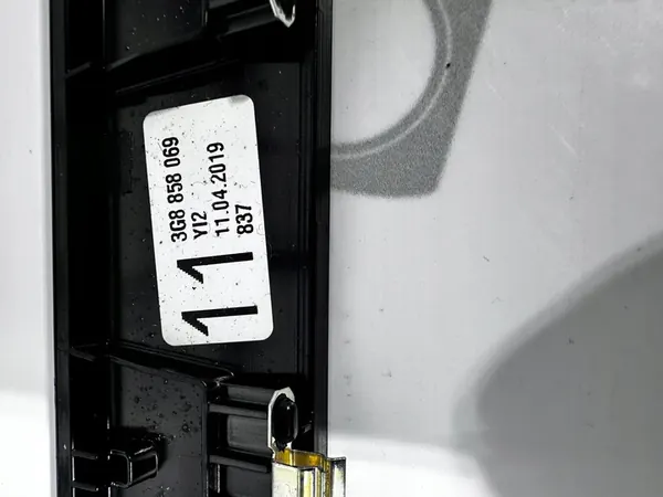 PASSAT B8 GOLF 7 SYSTÈME DISCOVERY PRO + ÉCRAN + CADRE image 6