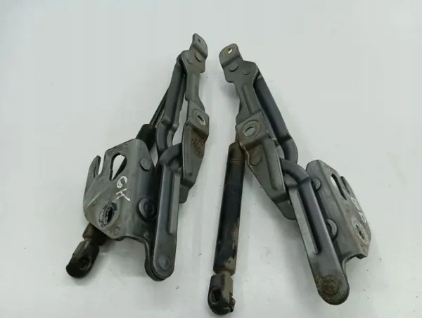 Audi A4 B5 kofferbakscharnier OEM 8D5827301 image 5