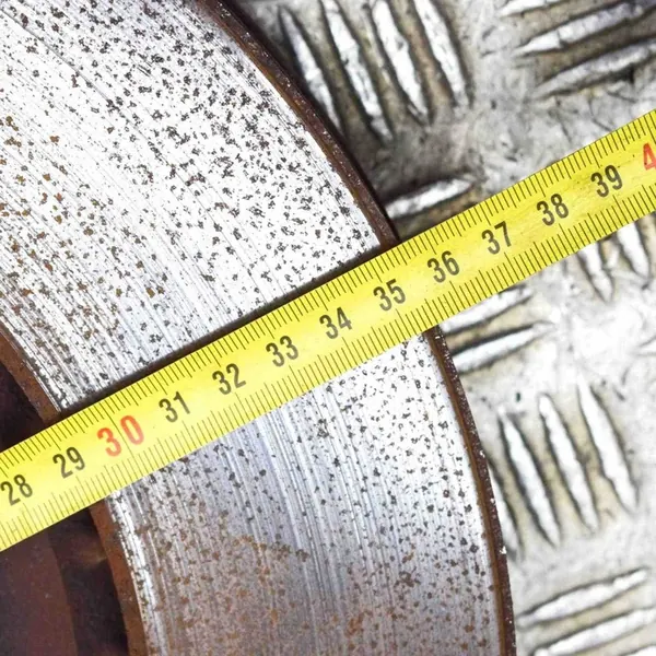 Voorste Rechter Remschijf Chevrolet Camaro 6.2L OEM 92245928 image 9