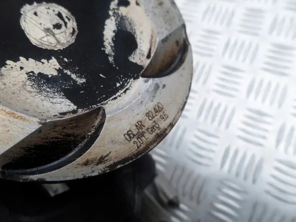 VW Audi Seat Skoda 1.8 2.0 TSI TFSI Biela 06LJ image 5