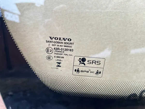 Pare-brise Avant Volvo XC90 II OEM 32409278 image 3