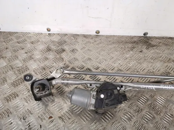 Toyota GT86 pyyhinvarsio OEM FBZ8229 - Käytetty image 3
