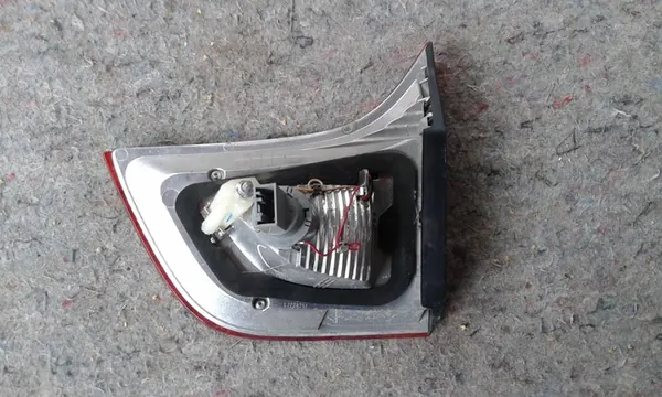 Luz trasera izquierda BMW X6 image 2