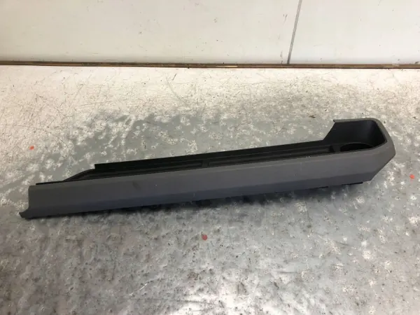 Bekerhouder OEM 7C1858338BILI voor VW Crafter II image 4