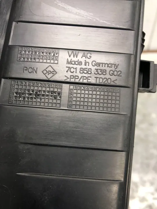 Bekerhouder OEM 7C1858338BILI voor VW Crafter II image 6