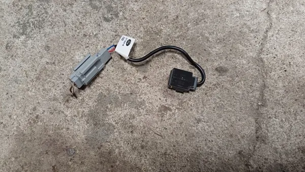 Altavoz Micrófono Ford Puma MK2 OEM 435DFSG45eN64HGH4F56BVRER4V4GF4BGH44H54b image 2