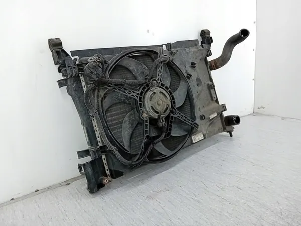 Radiador de agua con ventilador Opel Corsa D 1.2 image 3