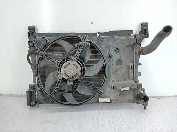 Radiador de agua con ventilador Opel Corsa D 1.2 image 4