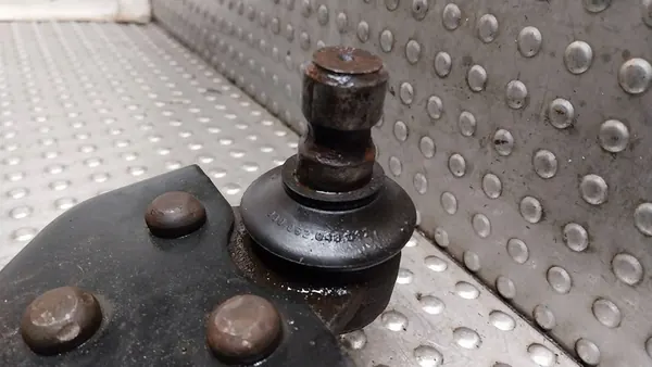 Fram Vänster Länkarm A6393300410 Mercedes Vito W639 image 3