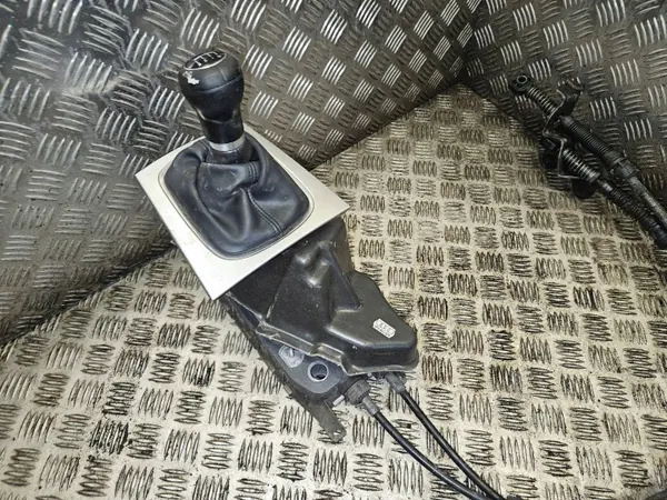 Vaihteenvalitsin Audi A3 S3 8P 2005 OEM 8P0863876 image 4