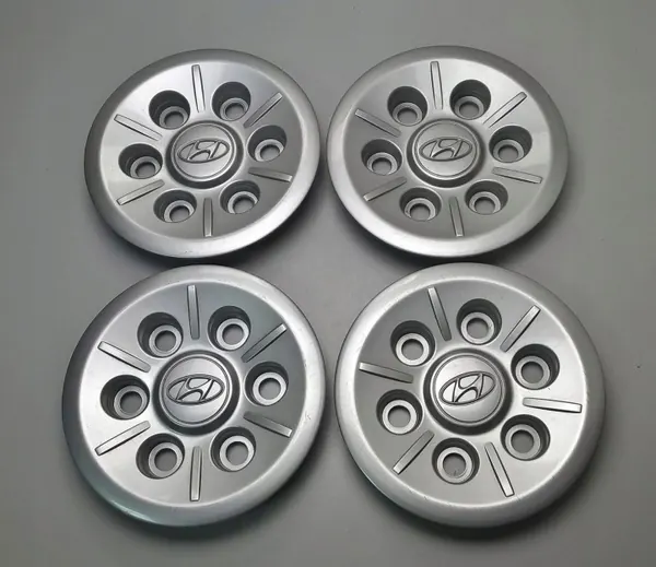 Tapacubos OEM 52960-4H000 para Hyundai H1 H300 H350 image 2