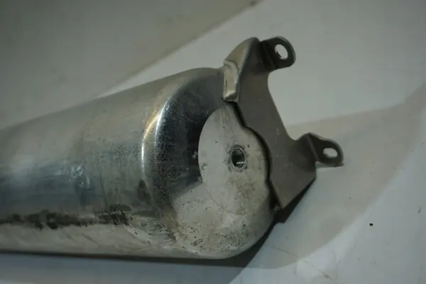 Porsche Taycan ilmanpainesäiliö OEM 9J1616202A image 4