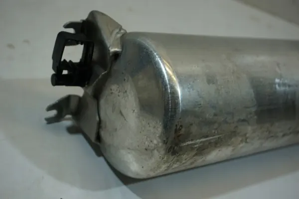 Porsche Taycan ilmanpainesäiliö OEM 9J1616202A image 5