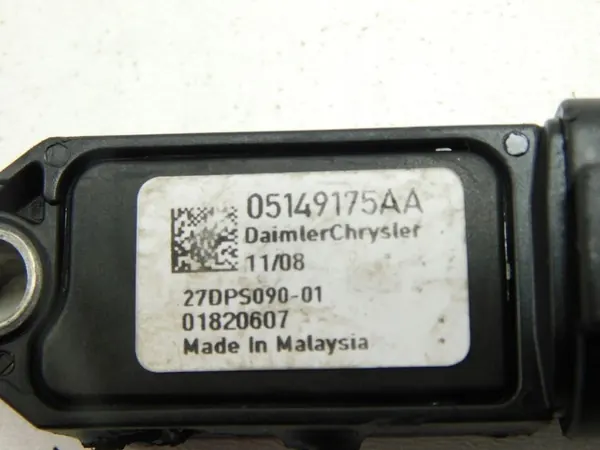 Pakokaasupaineanturi VW Passat B6 2.0 TDI Dodge Journey 2.0 CRD OEM image 2