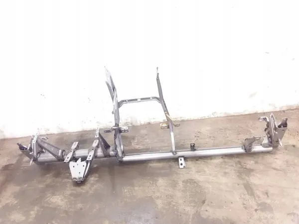 Polestar 2 instrumentpanelsförstärkning OEM 8888413222 image 2
