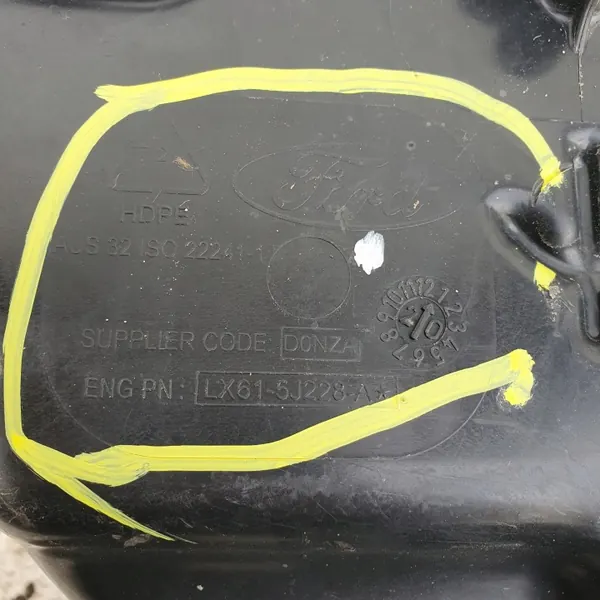 Tanque AdBlue OEM LX615J228AC para Ford Kuga MK3 image 9