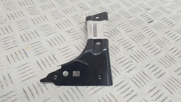 VW Volkswagen Passat B8 Höger skärm fäste 3G0821142A image 4