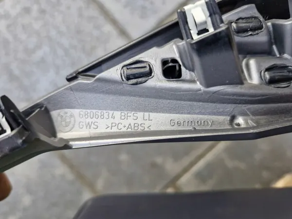 OEM 6994075 Käsinojatunnelin peite BMW G20 G21 image 3