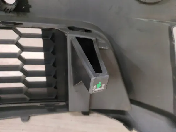 Paraurti anteriore SKODA OCTAVIA III RS 2012- image 2