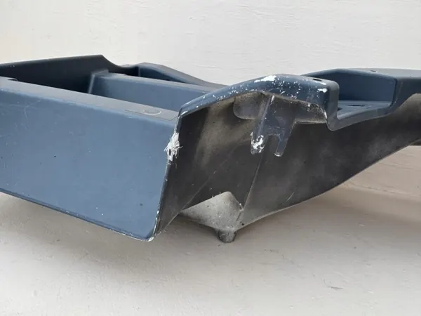 Degrau Esquerdo Mercedes Actros MP4 OEM A9616663503 image 8