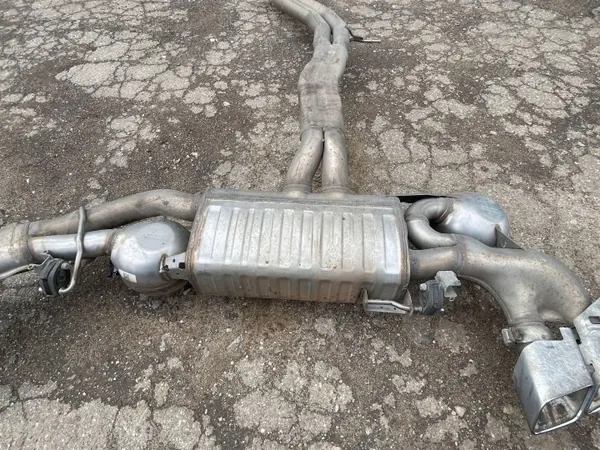 Audi SQ7 Schalldämpfer OEM 4M0253611L - Gebraucht image 8