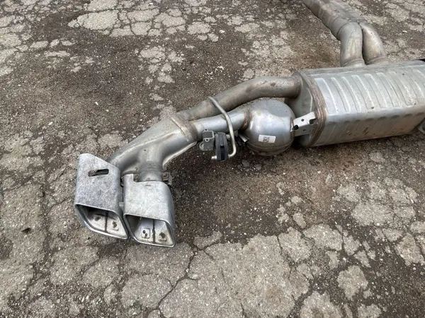 Audi SQ7 Schalldämpfer OEM 4M0253611L - Gebraucht image 9