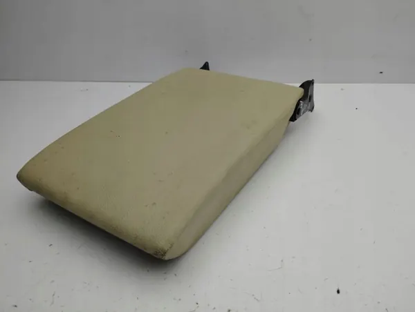 Accoudoir arrière Mercedes-Benz C W203 OEM AMD133376 image 2