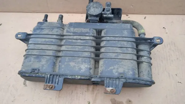 OEM 694 SK31 Ångakanister för Ford Fusion MK1 image 3