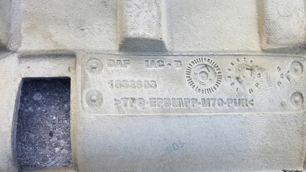 Alfombra OEM 1832903 para túnel central DAF XF 106 Euro 6 image 3