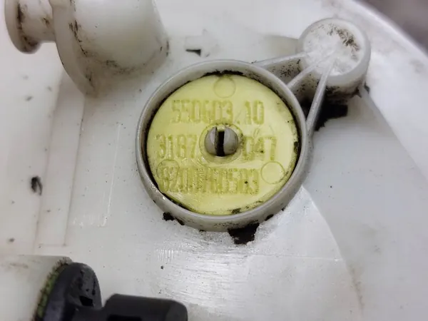 Brandstofpomp Renault OE 8200760583 image 6