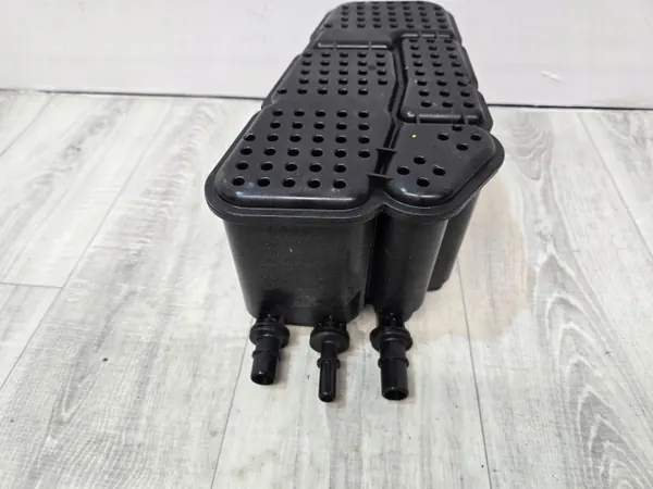 Audi OE 4N0201801H Koolstoffilterhouder Gebruikt image 3