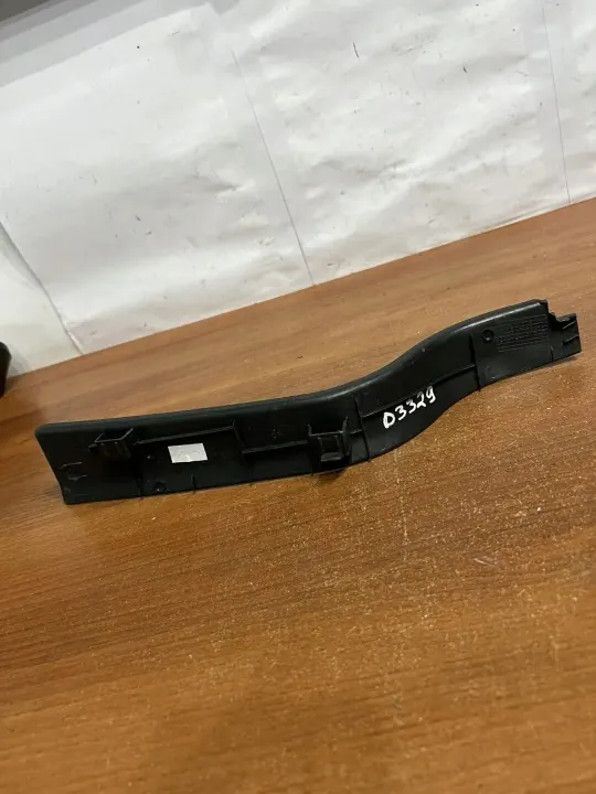 Piezas de acabado VW Golf VII OEM D3329 - Usado image 3