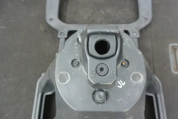 Reserveradhalterung OEM 68474051AA für Jeep Wrangler JL image 3