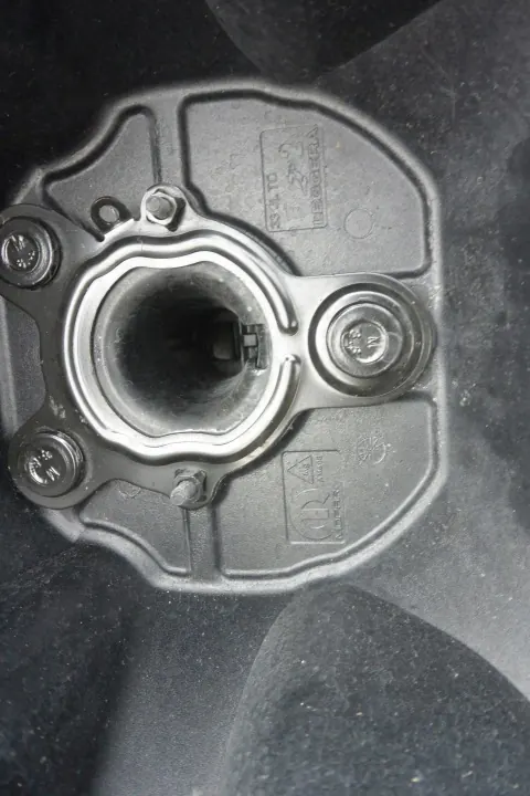 Reserveradhalterung OEM 68474051AA für Jeep Wrangler JL image 8