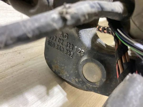 Dragkrok Skoda Octavia Mk3 (5E) OEM 5E0092155 image 4