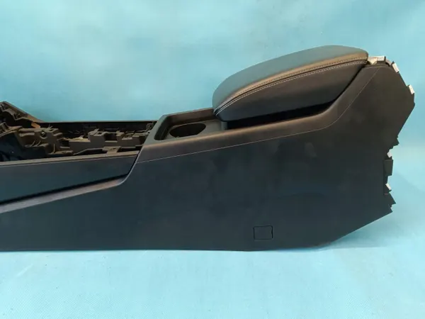 OEM 80A864283A 80B863312A Audi Q5 II Tunnel Central Accoudoir image 6