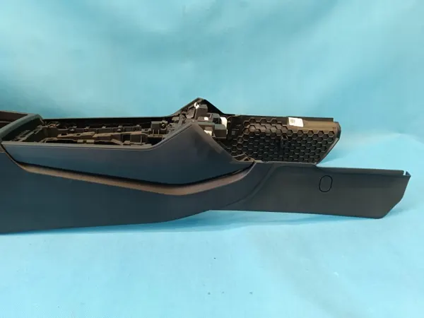 OEM 80A864283A 80B863312A Audi Q5 II Tunnel Central Accoudoir image 8