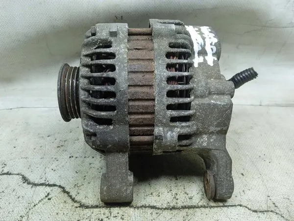 Vaihtovirtageneraattori Renault Clio II 1.4 OE 7700433069 image 3