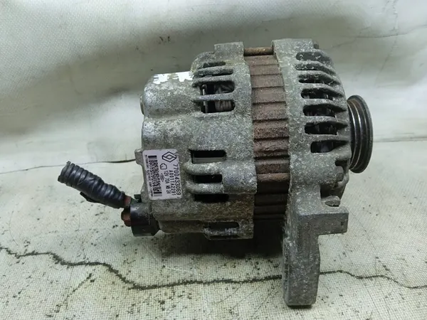 Vaihtovirtageneraattori Renault Clio II 1.4 OE 7700433069 image 5