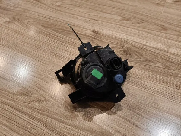 Farol Halógeno Direito NISSAN PULSAR HATCHBACK 2014 OEM image 4