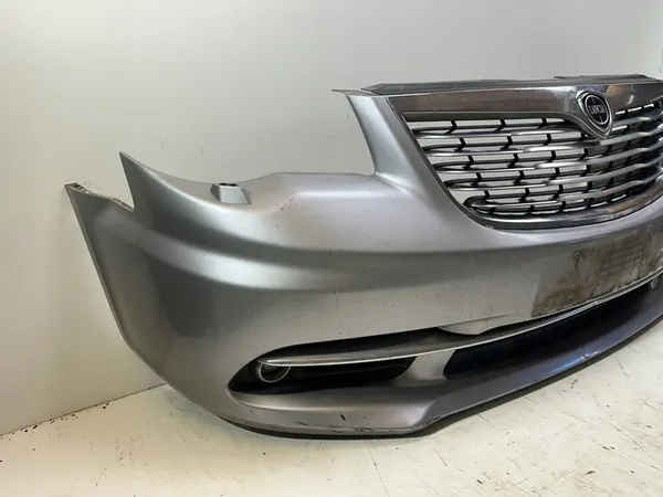 Paraurti Anteriore Lancia Voyager Lift image 2