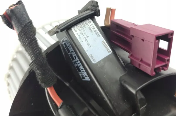 Verwarmingsventilator MERCEDES W204 OEM FD4 - Gebruikt image 4