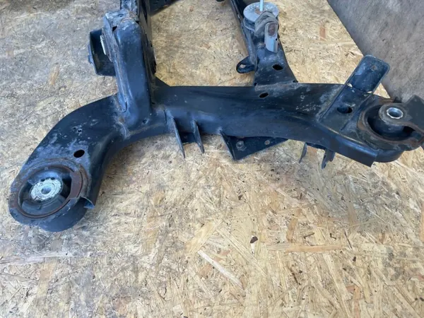 Dodge Charger 300 15- Achtersteun OEM 68260687AC image 8