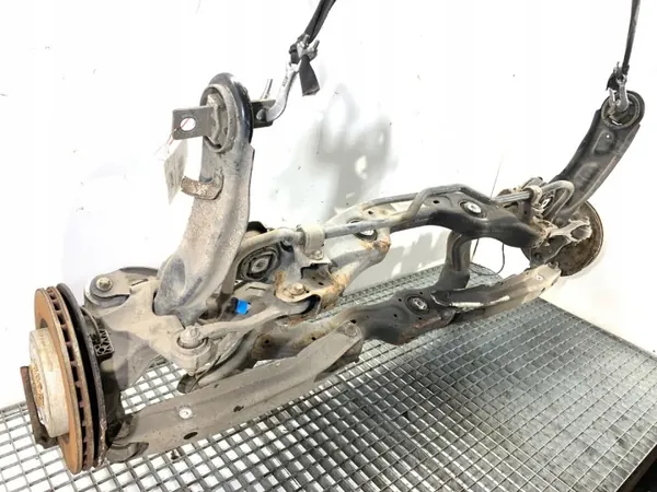 OEM 1763502400 Taka-akselipalkki Mercedes CLA 13-19 image 7